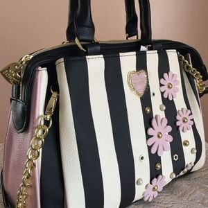 Betsey Johnson purse